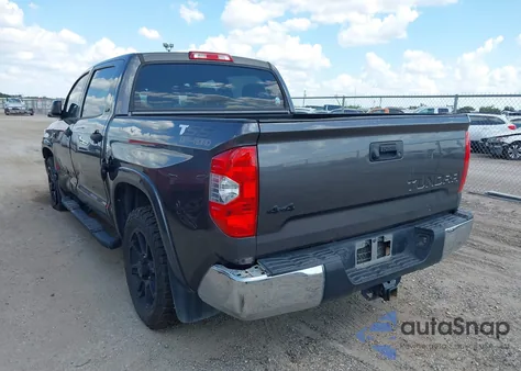 2018 Toyota Tundra Sr5 5.7L V8 z USA, uszkodzony, nr VIN 5TFDY5F12JX703017